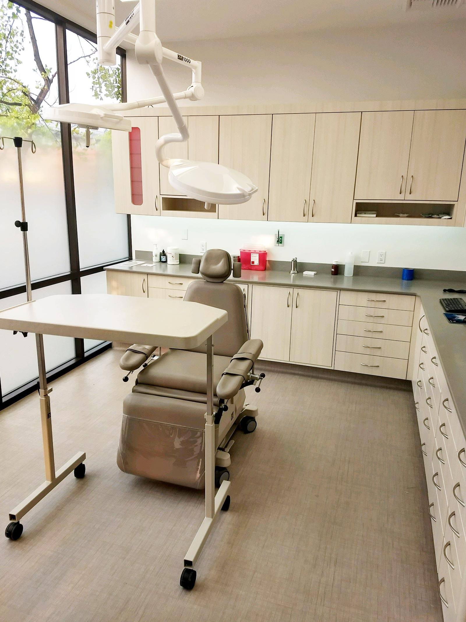 Photo of Boyd Industries products at Washington Jaw & Facial Surgery